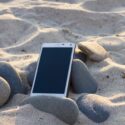 astuces pour économisersur son cellulaire en vacance