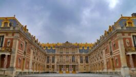 Le château de Versailles devient en partie un hotel