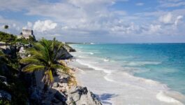 Tulum au mexique quand la plage et l'histoire se mélangent