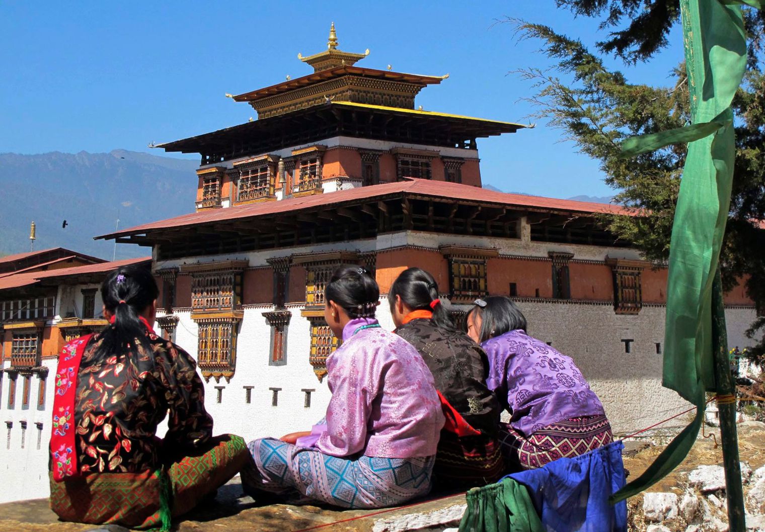 les monasteres , attraction touristique du bhoutan