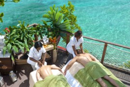 Beaches Turks & Caicos offre des massages à faire en couple!