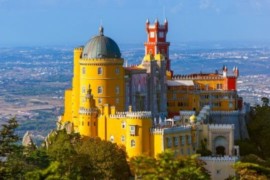 VOYAGEZ DE LA MAISON : À la découverte de Sintra au Portugal!