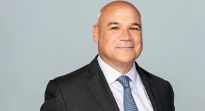 David J. Herrera devient le nouveau président de NCL ; Frank Del Rio prend sa retraite de NCLH
